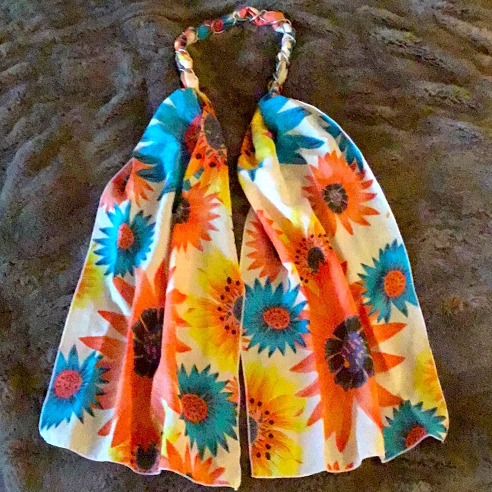 Cara Scarf